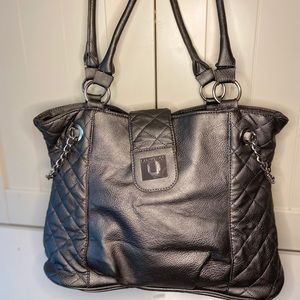 Sag Harbor silver/grey large pocketbook/handbag
